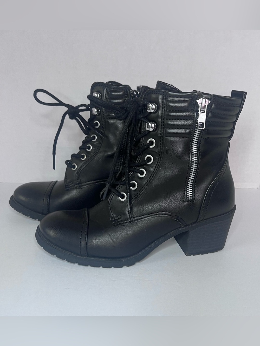 Rampage Womens Black Lace Up Heeled Combat Boots Size 6M Faux Leather EUC